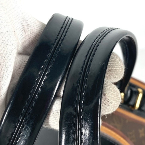 LOUIS VUITTON Black Monogram Canvas Shoulder Bag - Picture 9 of 16